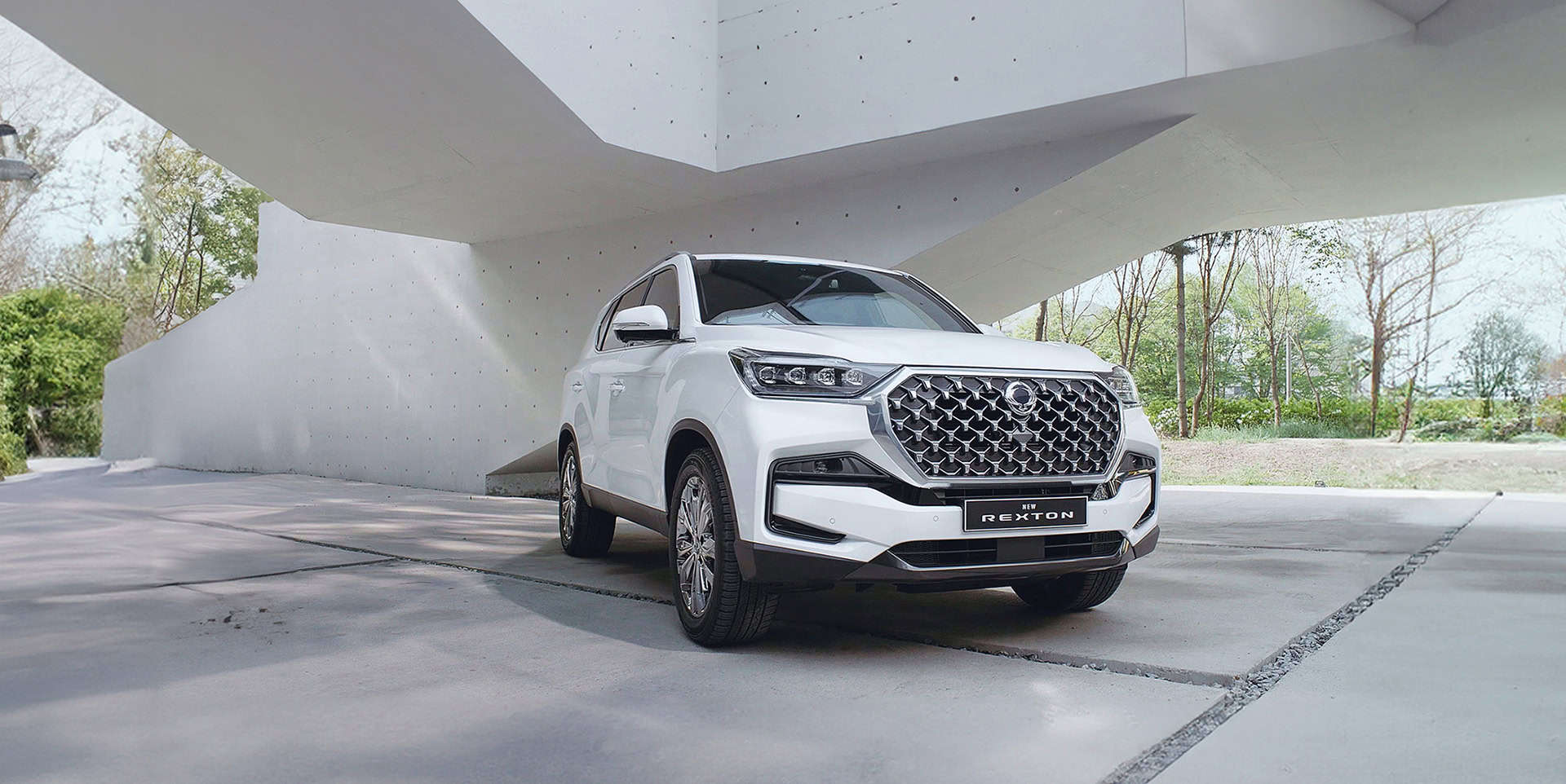 The New REXTON 2WD Coming Soon