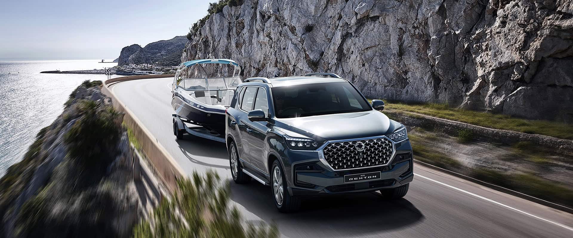 REXTON 4WDLUXURY 4X4 SUV