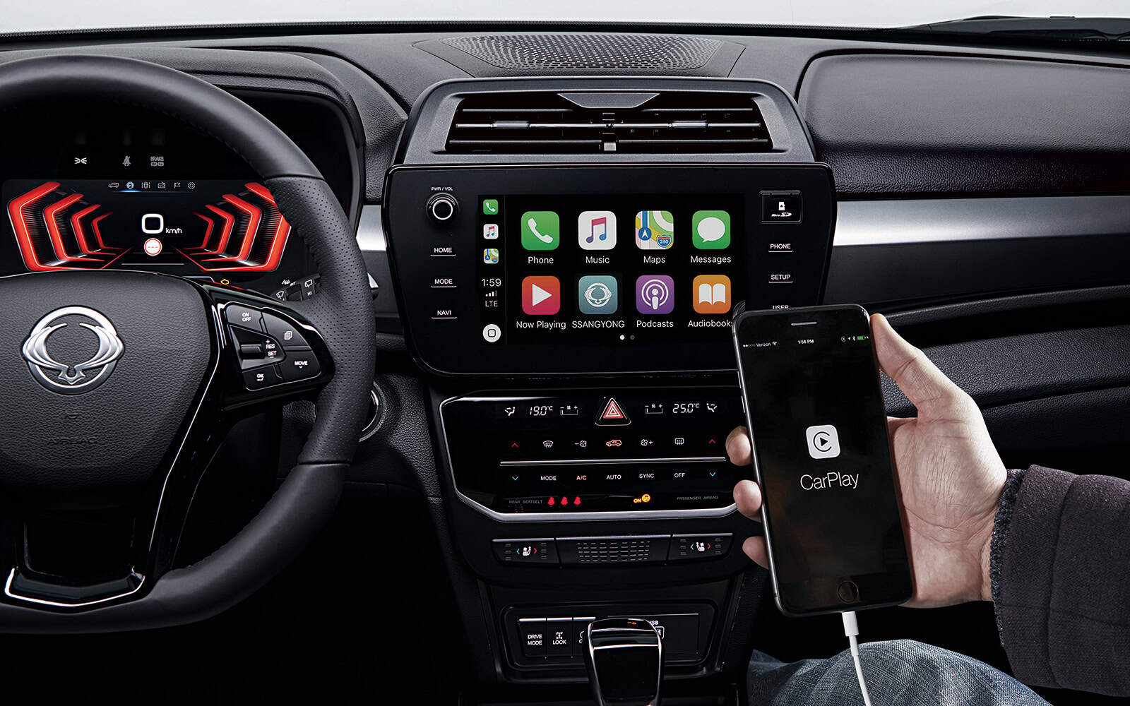 מערכת מולטימדיה עם מסך "9
כולל קישוריות ל Android Auto - וApple CarPlay
